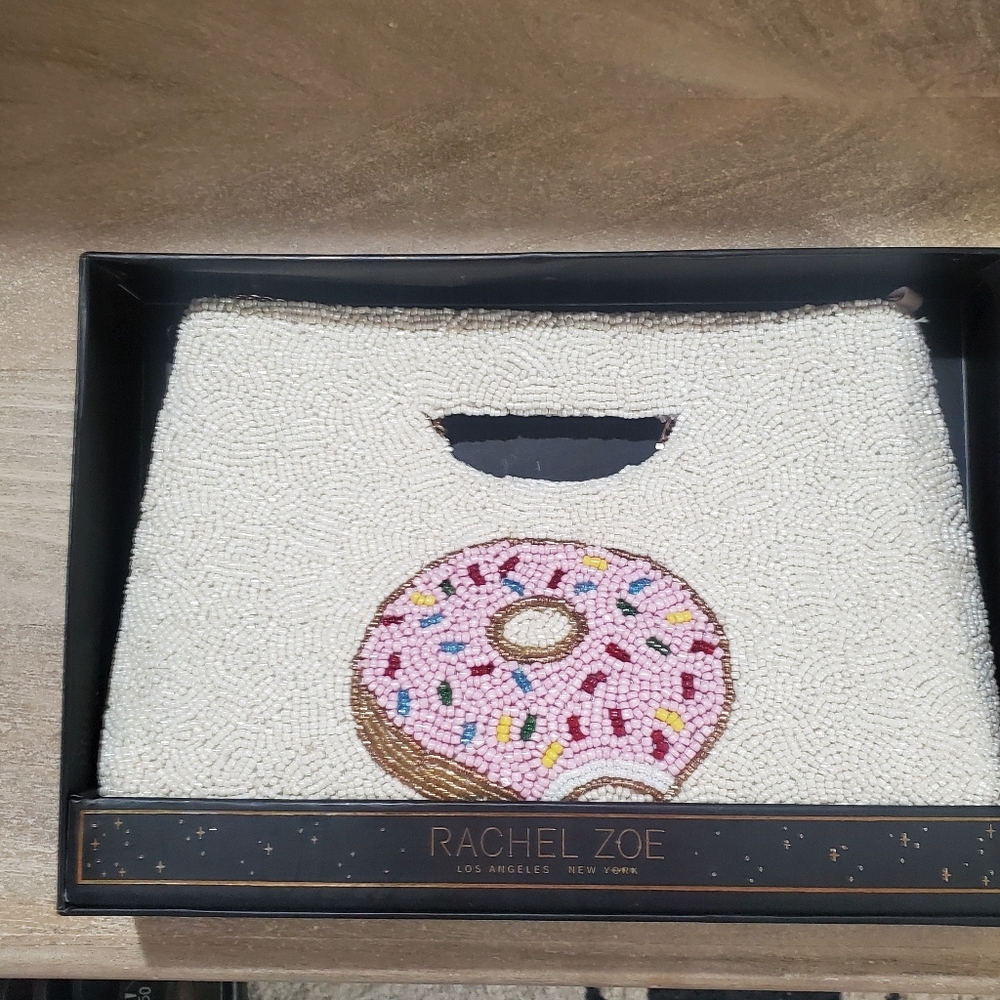 Rachel Zoe Nwt Beaded Donut Clutch Crossbody. White Pink . Removeable Chain.